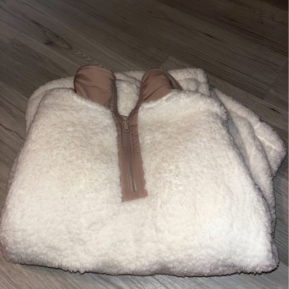NWT SHERPA 1/4 ZIP